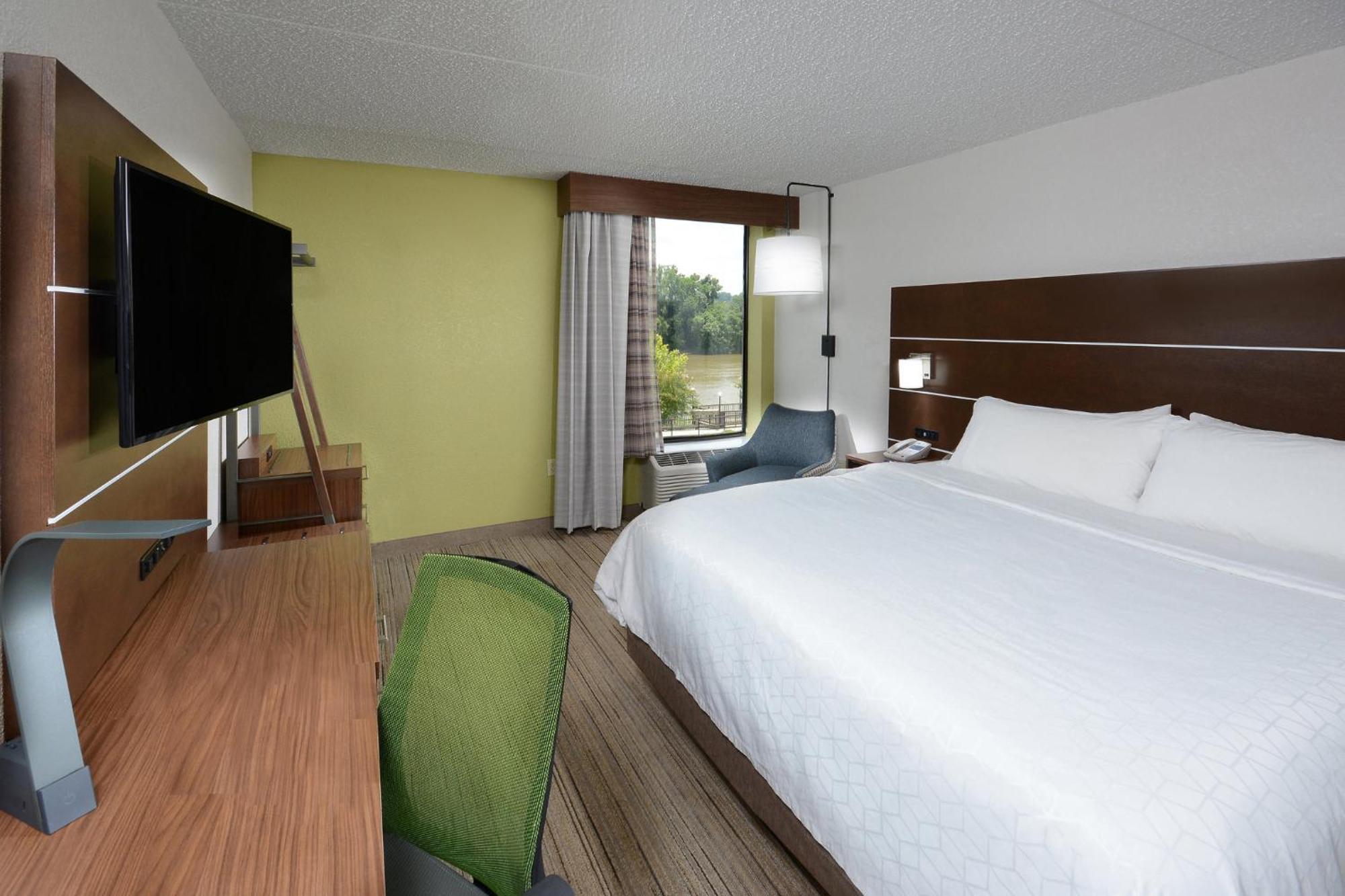 Holiday Inn Express Danville By Ihg Zewnętrze zdjęcie
