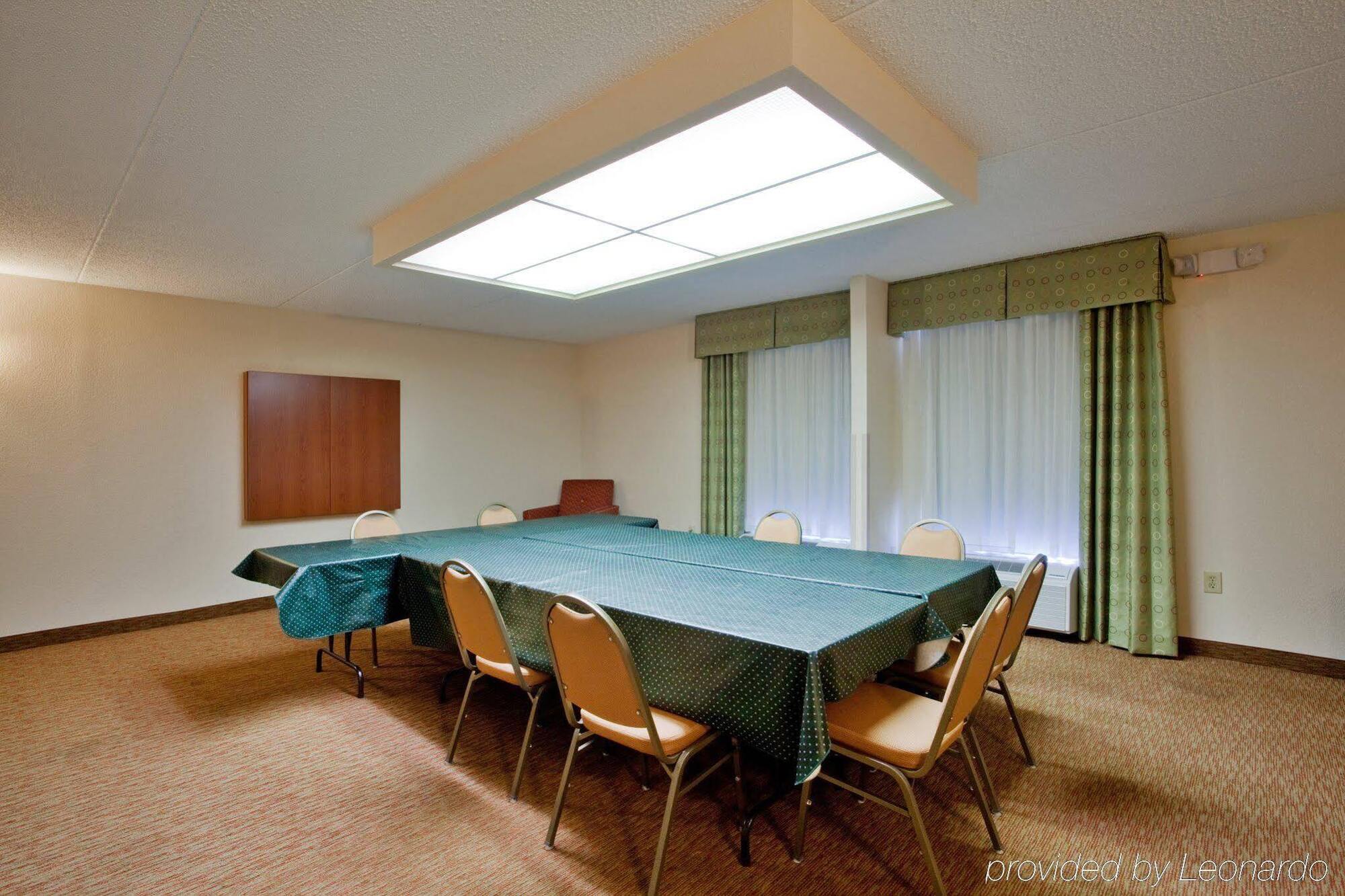 Holiday Inn Express Danville By Ihg Zewnętrze zdjęcie